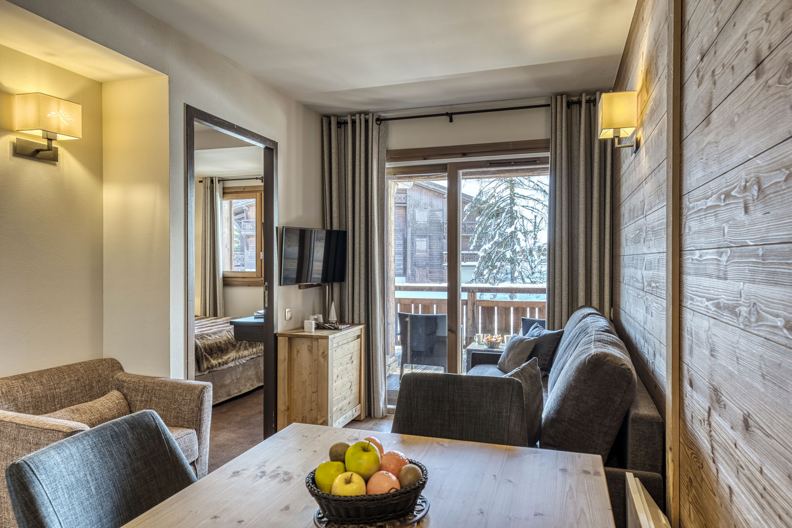 Salon de la Suite Junior Les Loges Blanches hôtel 4 étoiles à Megève