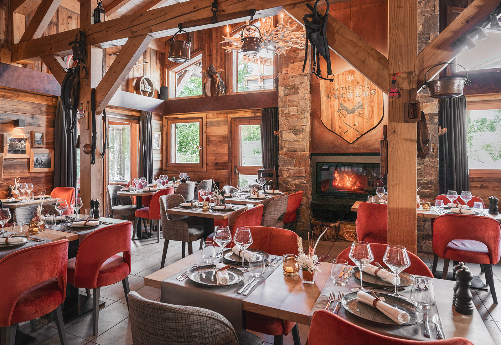 Restaurant à Megève La Table des Cochers hameau savoyard spécialités et cuisine de saison